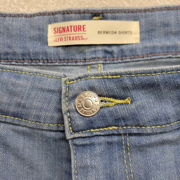 Levi Strauss Signature Bermuda Shorts Women’s 14 W32 Blue Denim Jorts - Picture 9 of 10